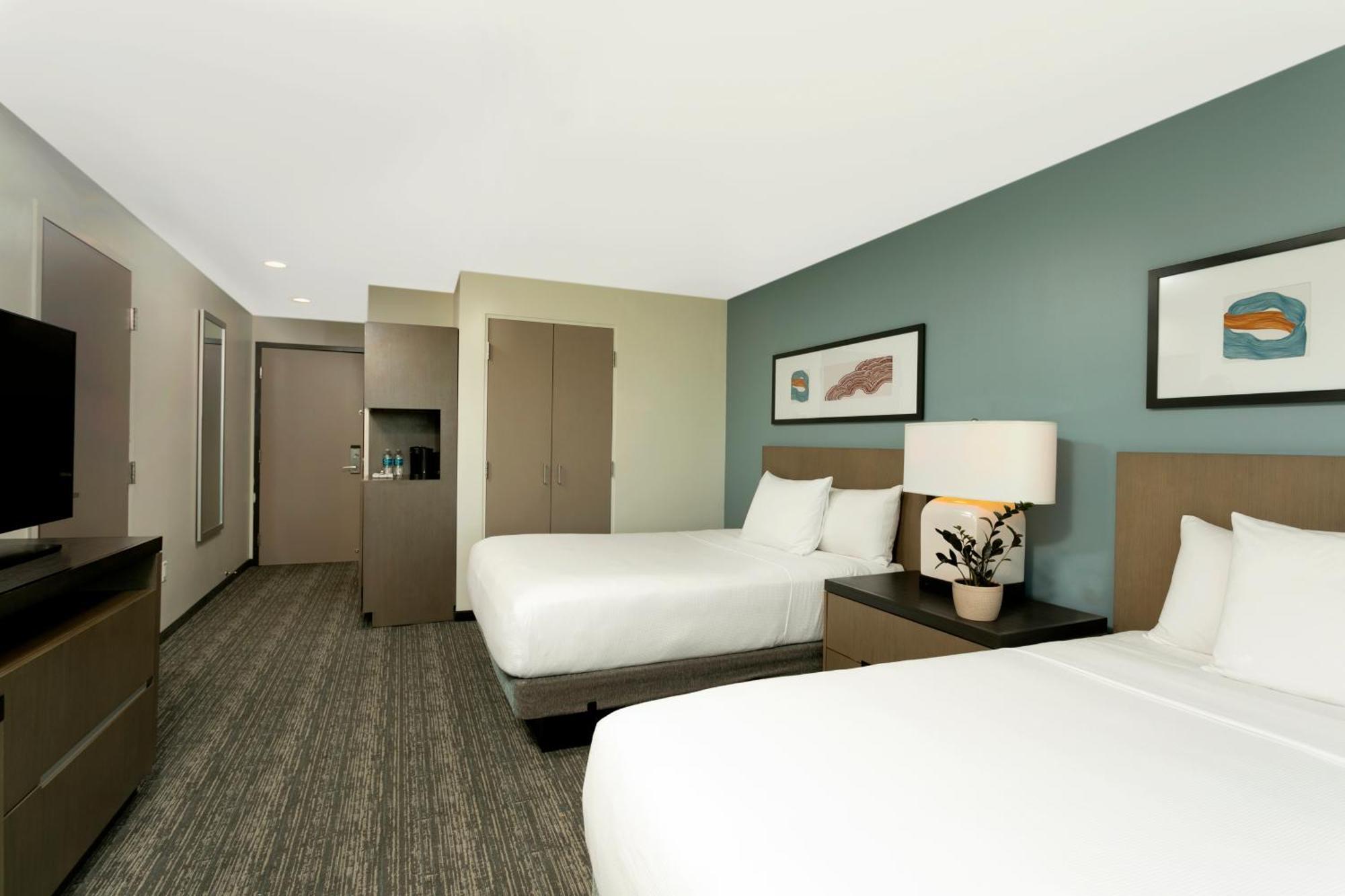Отель Hyatt House Сан-Хуан Экстерьер фото