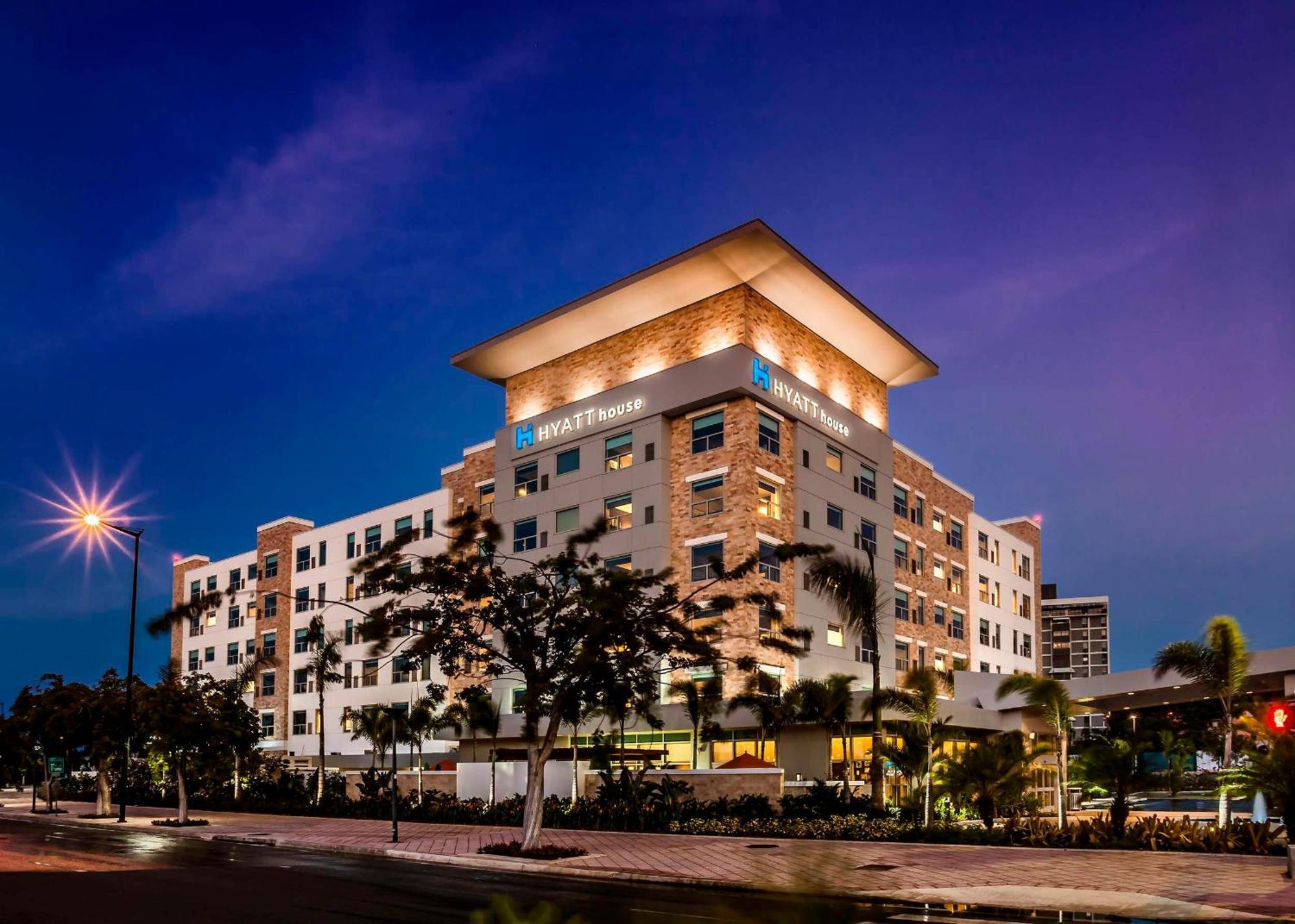 Отель Hyatt House Сан-Хуан Экстерьер фото